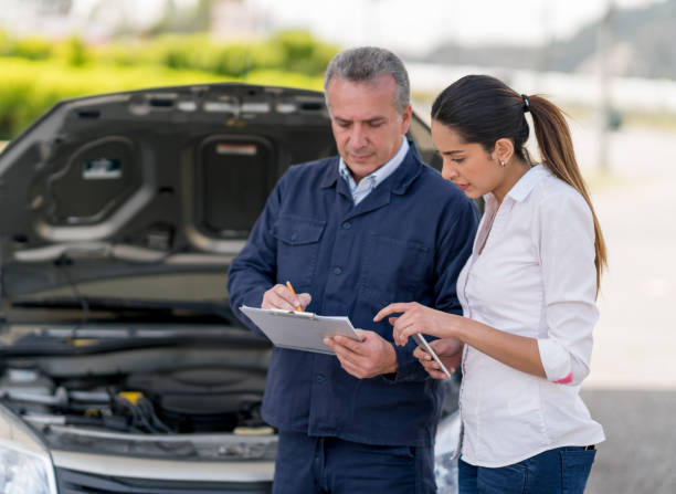 Low-cost car insurance agents in Avenue B and C, AZ